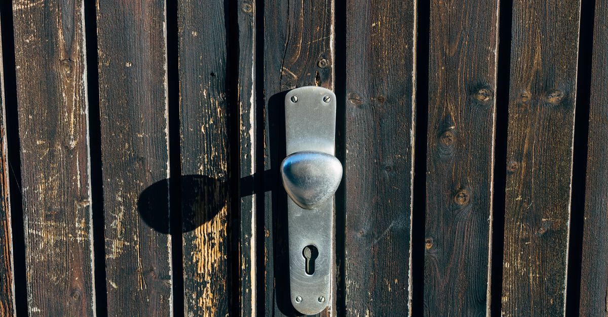 door security hardware — Hopewell Junction Locksmith